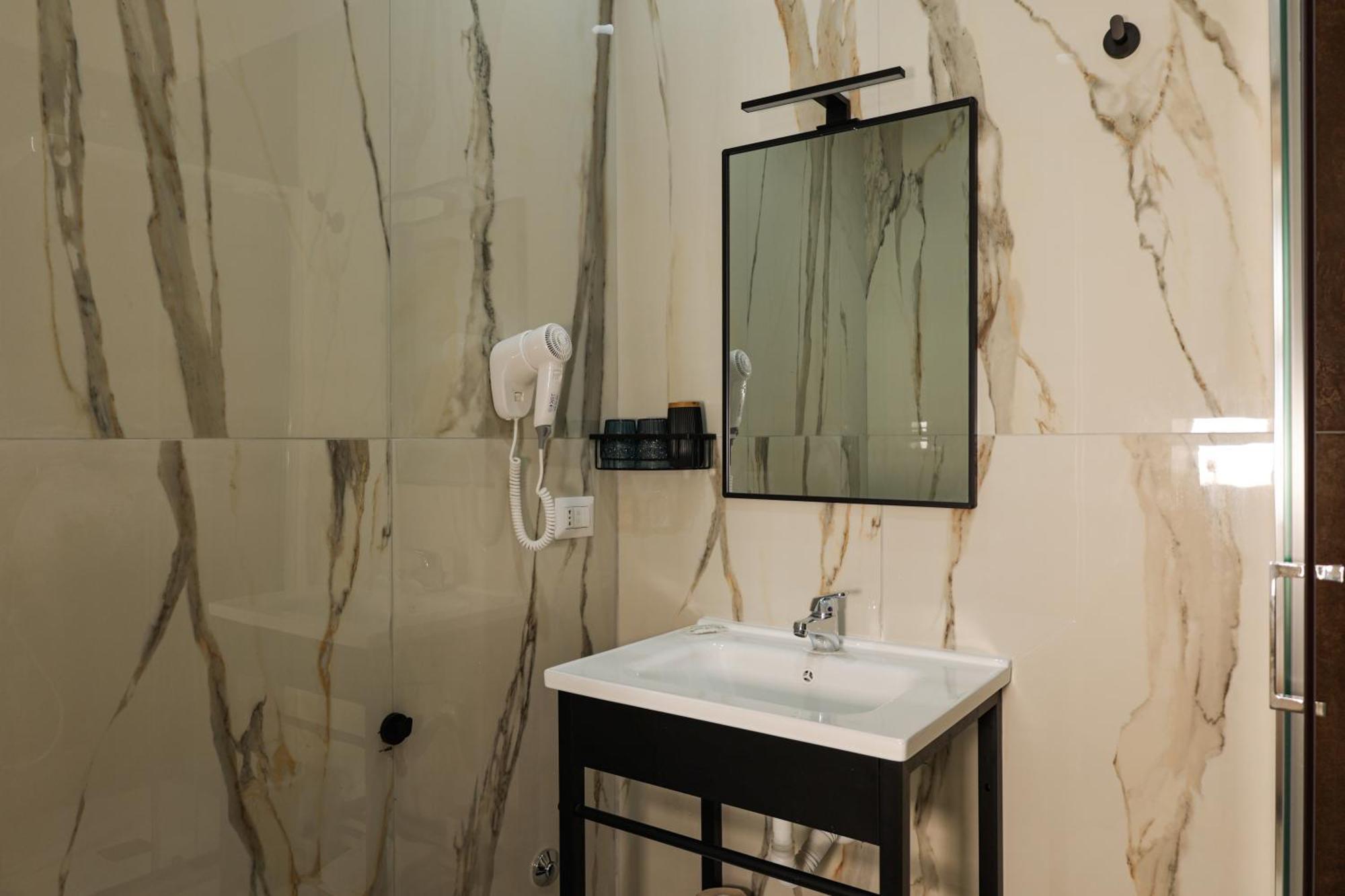 Napoli Station Rooms Εξωτερικό φωτογραφία