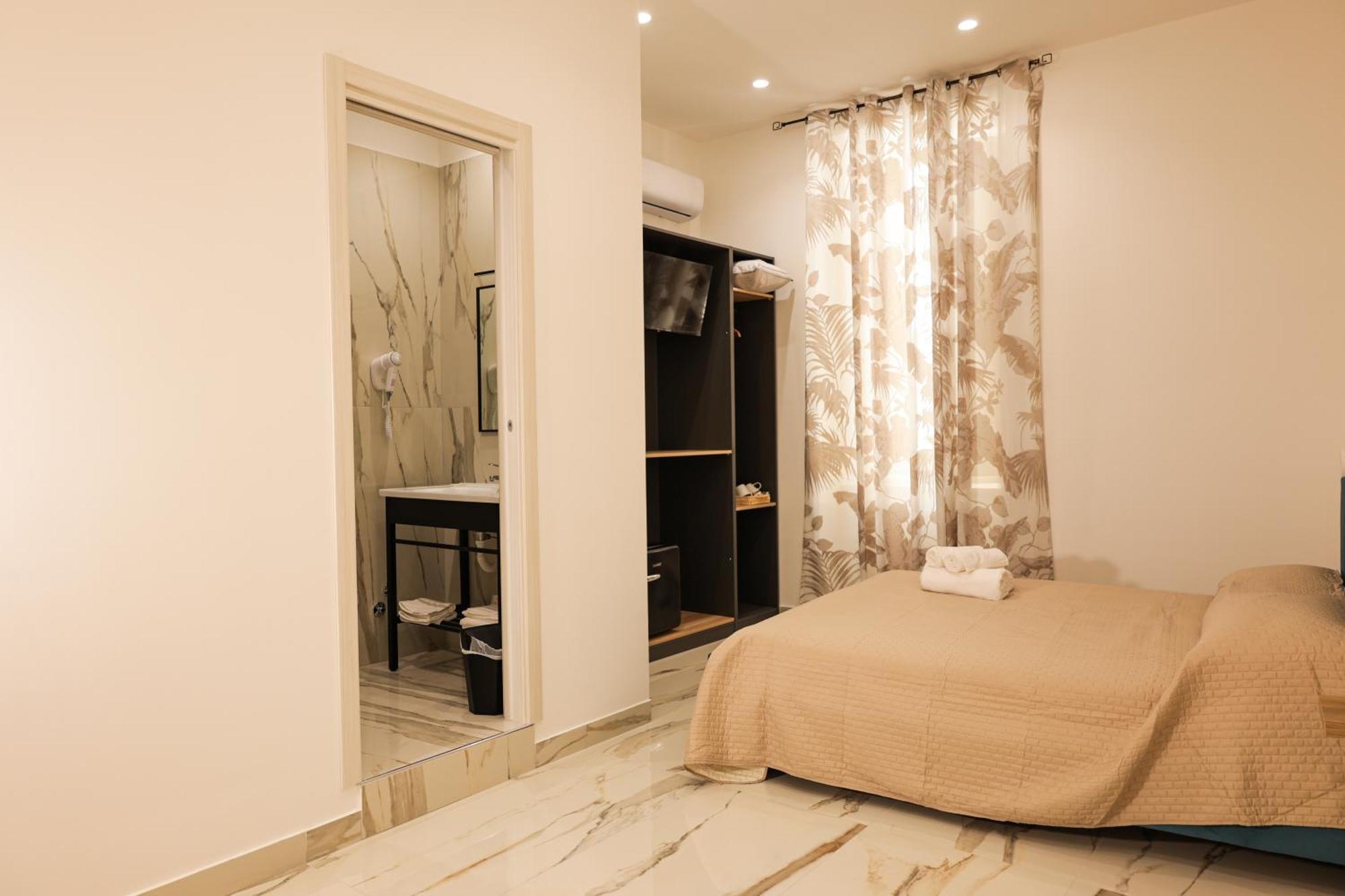 Napoli Station Rooms Εξωτερικό φωτογραφία