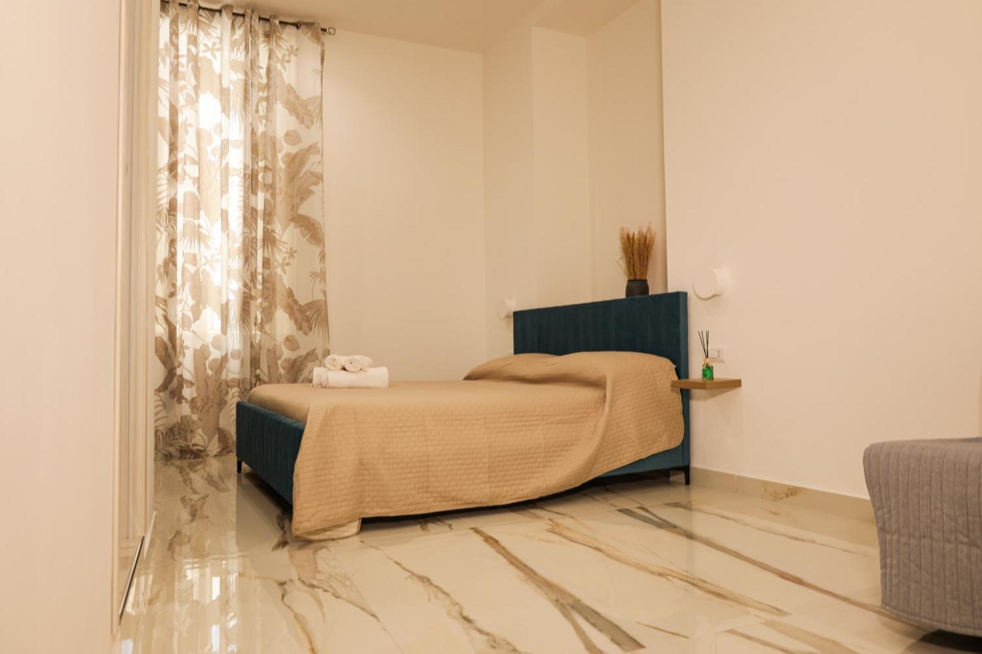 Napoli Station Rooms Εξωτερικό φωτογραφία